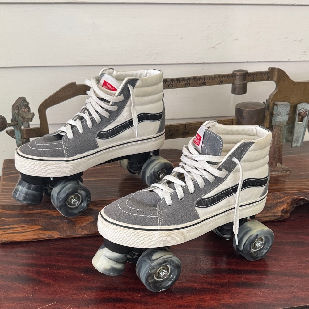 Customs Vans Roller Skates size 40/7